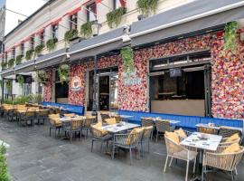 Hotel Forty One, hotel v Bukurešti