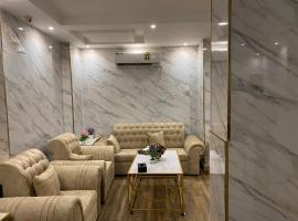 Salalah-Al Shwamekh Suites, hotel in Salalah