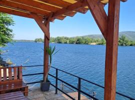 Srebrna obala, ξενοδοχείο σε Veliko Gradiste