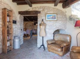 Dimora & Spa Il Cerchio di Lullo、Fumoneのホテル