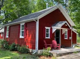 Schoolhouse No. 11 * Hudson Valley Upstate Getaway