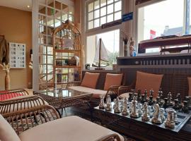 Hôtel De La Mer - Deauville Blonville - Boutique Hôtel de charme vue Mer ou Campagne - Accès direct plage, hôtel à Blonville-sur-Mer