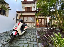 Nomad Mole - Praia Mole Beachfront Condo, hotel in Florianópolis