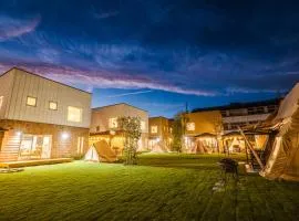 NAGAHAMA lifestyle glamping hotel