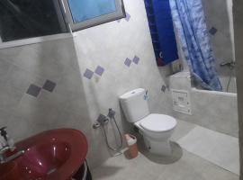 Casa loud, ξενοδοχείο σε Sidi el Moujahed