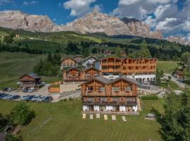Hotel Rezia, hotel u La Villi