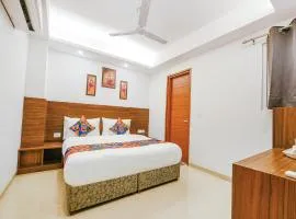 Fabhotel Sparkling - Nr Yashobhoomi Convention Centre