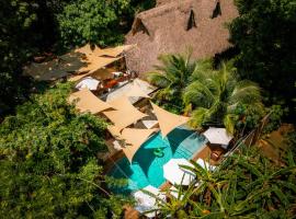 Hotel Michanti, hotel en El Zonte