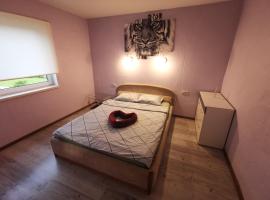 Peipsi Mehikoorma korter, hôtel à Mehikoorma