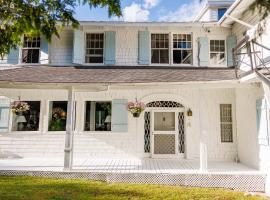 Auberge Les Sources, hotel v destinaci La Malbaie