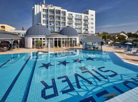 Hotel Silver, khách sạn ở Hajdúszoboszló