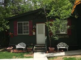 Apple Creek Cottages, hotel v destinaci Prescott