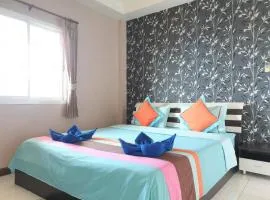 Sea Beach Koh Larn 1