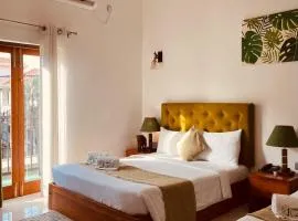 J leaf Hotel by Blue Bird