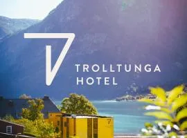 Trolltunga Hotel