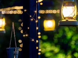 Lighthouse Benki, khách sạn ở Užava