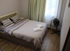 Guesthouse Evergreen, hotel v destinaci Oni