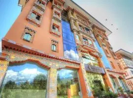33 Soksoom Centre for Well-Being & Happinesss - Boutique Hotel