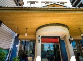AOIKE Hot Spring Hotel