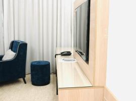 شقق مشراق هوم للشقق المخدومة，位于Huḑayb的酒店