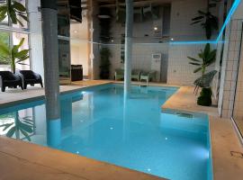 The Originals Boutique, Hôtel du Pont Roupt, Mende, Hotel in Mende