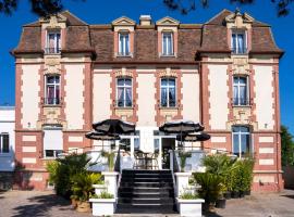 Villa Victoria Hôtel et Spa, hotel v destinaci Ouistreham