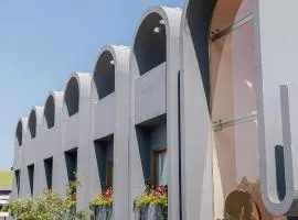 Flamingo Boutique Hotel