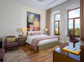 ART Gallery Hotel, hotel in Bakoe