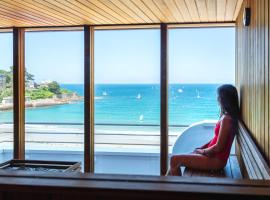 Grand Hôtel Perros-Guirec, хотел в Перос-Гирек