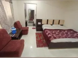 Hotel Paradise Stays