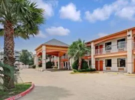 Super 8 by Wyndham Galveston