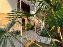 Guest house Bee