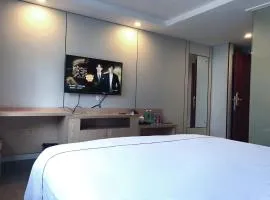 华丰酒店(深圳华强南科学馆地铁站店)