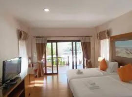 Chaithalay Khanom Resort