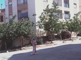 Cléopâtre, hotel v destinaci Tefeschoun