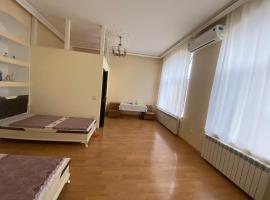 Beaming_House, hotel in Sheki