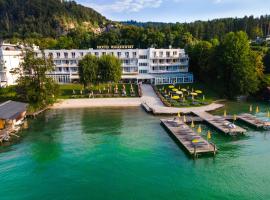 Werzers Seehotel Wallerwirt, hotel v destinaci Techelsberg am Worthersee