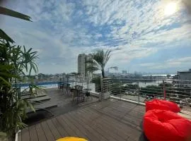 Luxe Paradise Premium Hotel Pham Hong Thai
