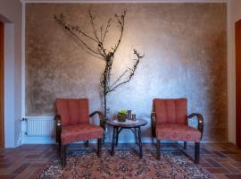 Bungalow mit Charme, hotel v destinaci Haid