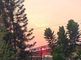 Dhammachart RiverView, hotel v destinaci Samut Songkhram