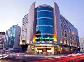 Landmark Riqqa Hotel