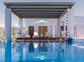 Comfort Inn & Suites Los Cabos, ξενοδοχείο σε Cabo San Lucas