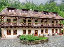 Černodolský mlýn, ξενοδοχείο σε Chotiměř