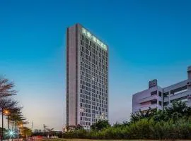 Mehood Lestie, Nanning East Railway Station