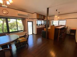 高野山 こころの寺子屋リトリートハウス -Koyasan Retreat House IKKOSHO, hotel in Koyasan