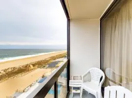 Golden Sands 709
