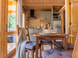 Bungalows Forest & Oslo, hotel in L'Escala