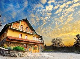 Hotel Photo: Villa Les with Hot tub & Sauna