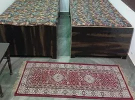 Laxman Guest House varanasi