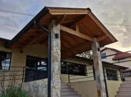 Posada Faro Serrano
